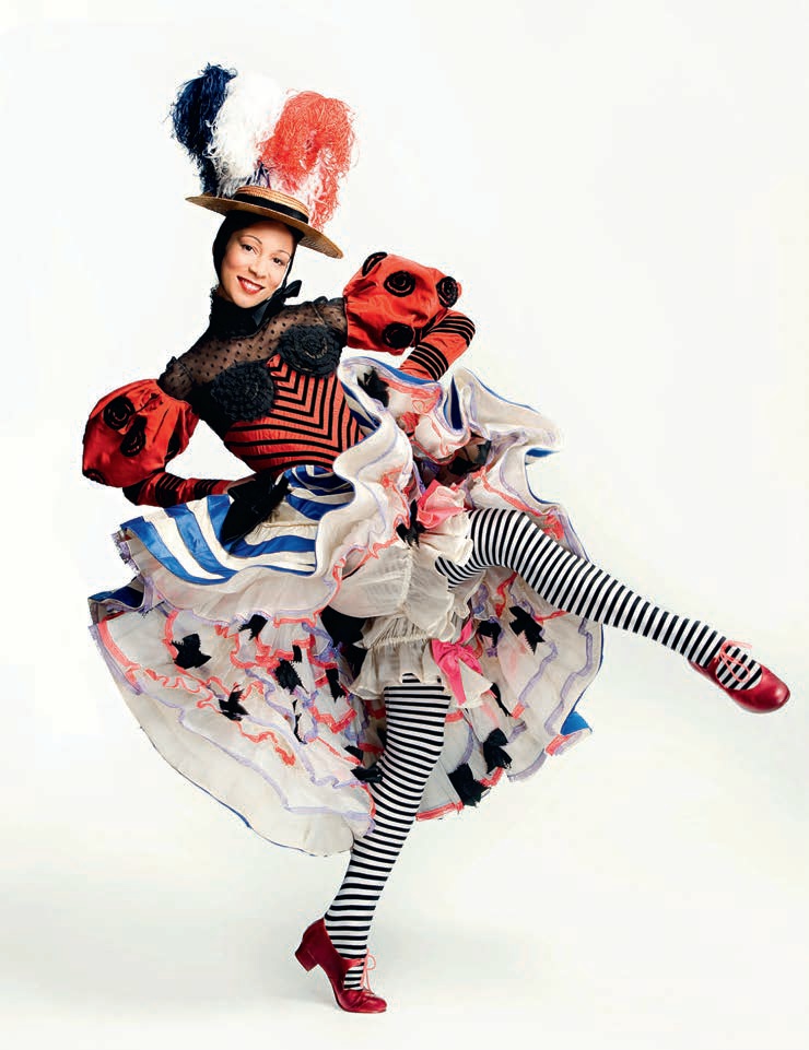 Robyn Hendricks in Christian Lacroix for Gaîté Parisienne, 1988. 